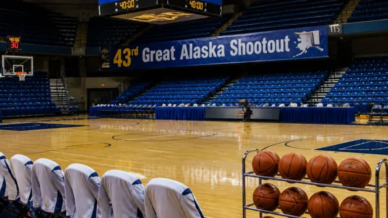 Anchorage to host Louisville, Chicago State and Seattle U in 43rd Great Alaska Shootout