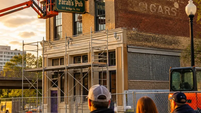 Grand Rapids West Side sees Farah’s name return as Farah’s Pub prepares to open