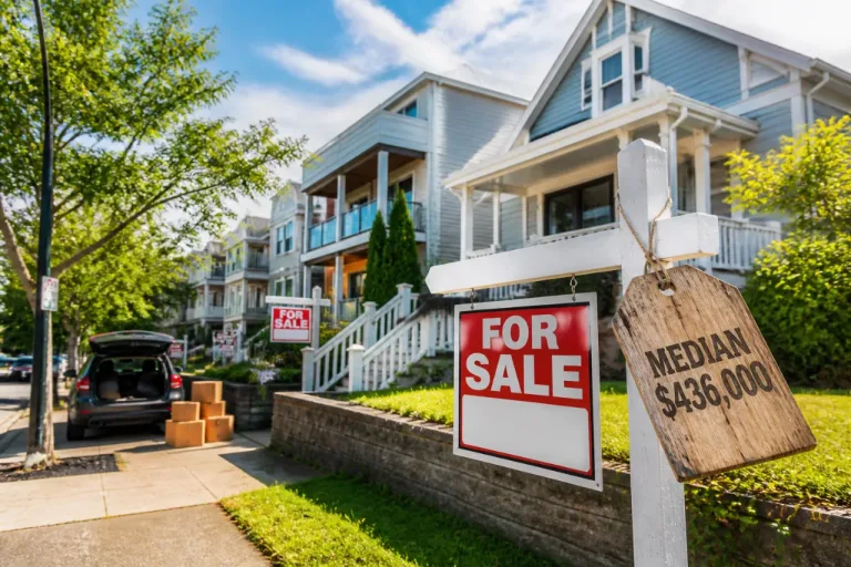 Maine’s median home price climbs to a record $436,000 as June sales rise