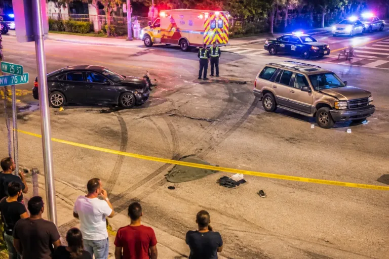 Miami deputies seek two drivers after hit-and-run during Doral street takeover
