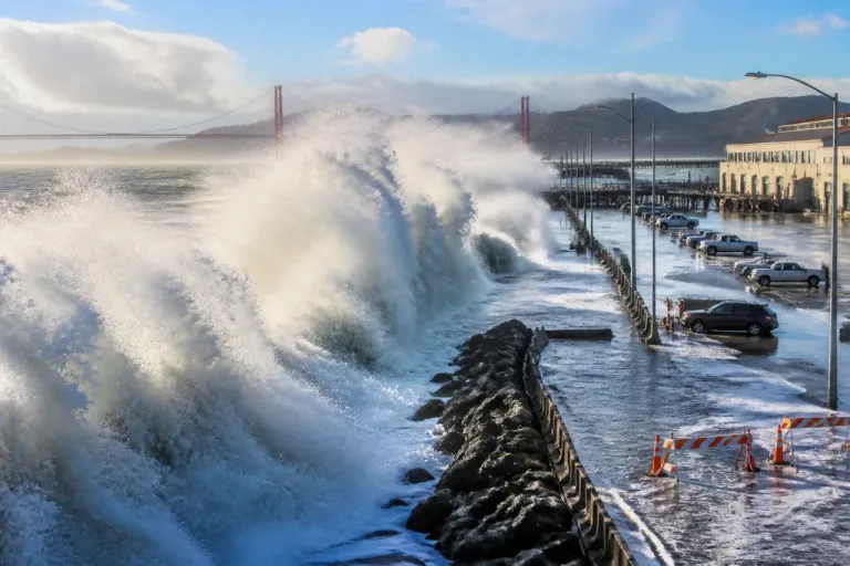 San Francisco beaches under hazards statement; sneaker waves, rip currents expected