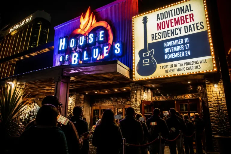 Santana adds November residency dates at House of Blues in Las Vegas
