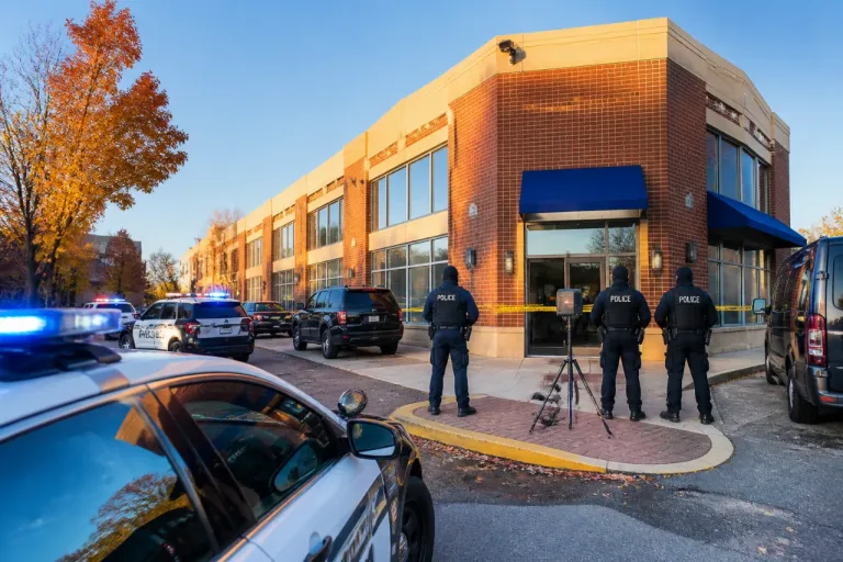 Townsend man arrested after FBI ties him to armed bank robberies in Nashua and New Jersey