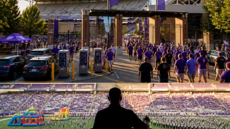UW schedules revamped Fan Fest, mock game and picture day at Husky Stadium on Aug. 22
